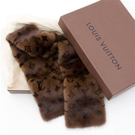 louis vuitton mink scarf|louis vuitton cosy fur scarf.